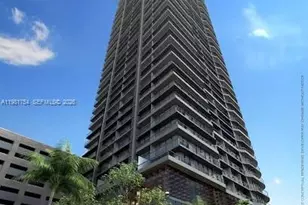 121 NE 5th St, Miami, FL 33132 - Photo 2