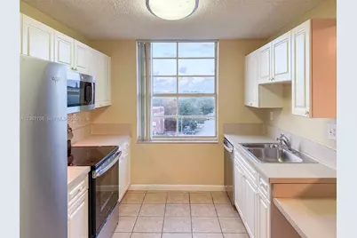 520 SE 5th Ave #2411, Fort Lauderdale, FL 33301 - Photo 8