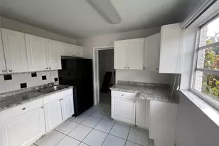 5751 SW 38th Ct, Davie, FL 33314 - Photo 14