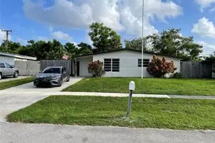 5751 SW 38th Ct, Davie, FL 33314 - Photo 4