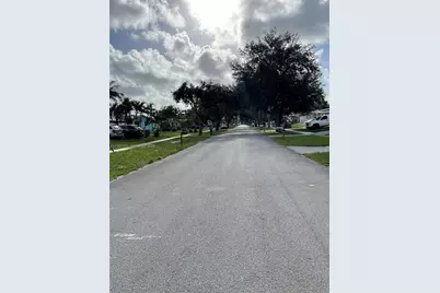 5751 SW 38th Ct, Davie, FL 33314 - Photo 46