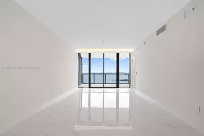 700 NE 24th St #2402, Miami, FL 33137 - Photo 10