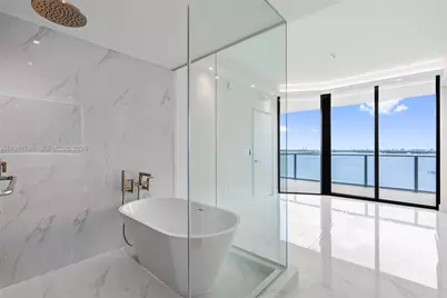 700 NE 24th St #2402, Miami, FL 33137 - Photo 28