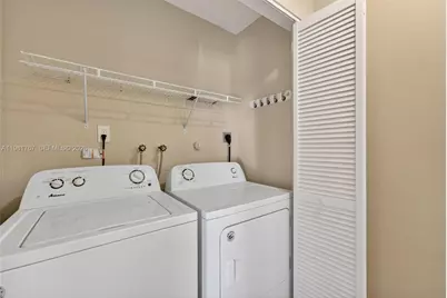 9315 Wedgewood Dr #B19, Tamarac, FL 33321 - Photo 16