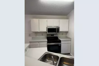 9999 Summerbreeze Dr #910, Sunrise, FL 33322 - Photo 14
