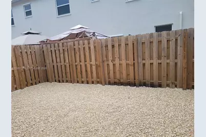 2685 SE 13th St, Homestead, FL 33035 - Photo 18