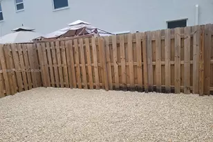 2685 SE 13th St, Homestead, FL 33035 - Photo 18