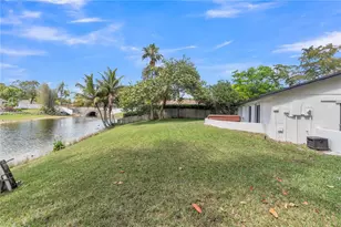 11709 Melaleuca Way, Cooper City, FL 33026 - Photo 32