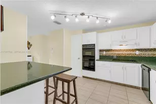 11709 Melaleuca Way, Cooper City, FL 33026 - Photo 12