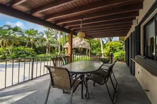 10260 SW 128th St, Miami, FL 33176 - Photo 32