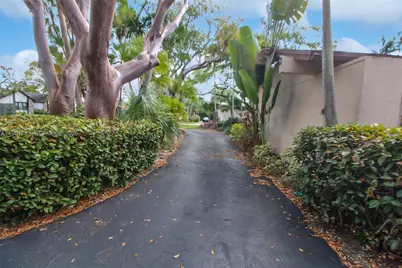 10260 SW 128th St, Miami, FL 33176 - Photo 38