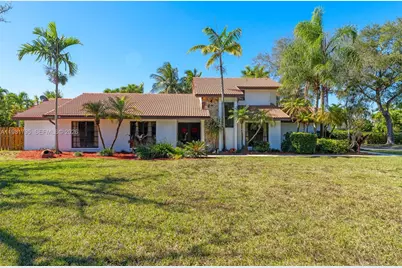 16564 SW 153rd Ct, Miami, FL 33187 - Photo 2