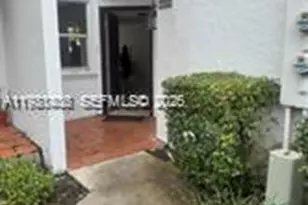 4631 NW 97th Ct, Doral, FL 33178 - Photo 2