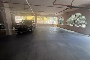 8816 Collins Ave, Surfside, FL 33154 - Photo 28