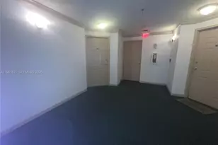 8816 Collins Ave, Surfside, FL 33154 - Photo 30