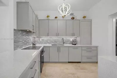 400 Alton Rd #407, Miami Beach, FL 33139 - Photo 2