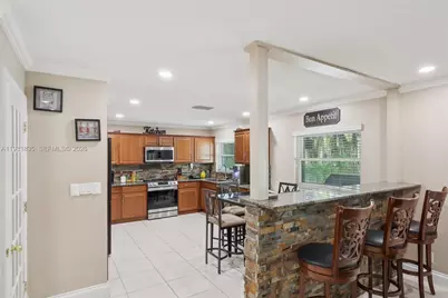 11573 NW 39th Pl, Coral Springs, FL 33065 - Photo 10