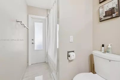 11573 NW 39th Pl, Coral Springs, FL 33065 - Photo 24