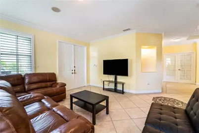 200 SW 87th Path #0, Miami, FL 33174 - Photo 8