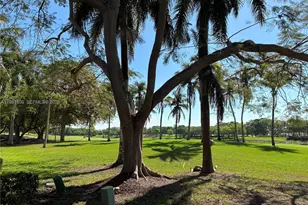 2757 Center Ct Dr, Weston, FL 33332 - Photo 6