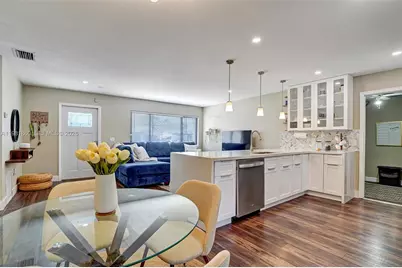 11331 NW 37th St, Sunrise, FL 33323 - Photo 4