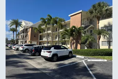 450 Paradise Isle Blvd #209, Hallandale Beach, FL 33009 - Photo 2