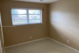 2421 SW 6th St, Fort Lauderdale, FL 33312 - Photo 10