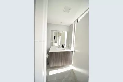 488 NE 18th St #1000, Miami, FL 33132 - Photo 22