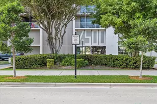 17500 N Bay Rd, Sunny Isles Beach, FL 33160 - Photo 26