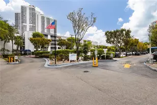 3440 NE 192 St, Aventura, FL 33180 - Photo 48