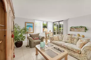 3440 NE 192 St, Aventura, FL 33180 - Photo 18