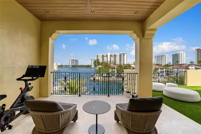 1522 Island Blvd, Aventura, FL 33160 - Photo 46
