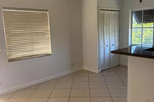 924 SE 2nd St, Fort Lauderdale, FL 33301 - Photo 6