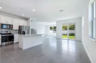 542 Parsons Wy, Deerfield Beach, FL 33442 - Photo 2