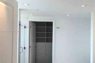 400 Sunny Isles Blvd, Sunny Isles Beach, FL 33160 - Photo 6