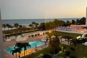 5005 Collins Ave, Miami Beach, FL 33140 - Photo 10