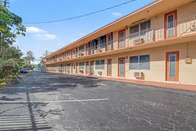 60 NW 79th St #1, Miami, FL 33150 - Photo 14