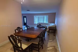 6808 NW 75th St, Tamarac, FL 33321 - Photo 2