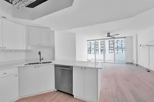 8911 Collins Ave, Surfside, FL 33154 - Photo 6