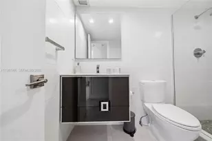 5750 Collins Ave, Miami Beach, FL 33140 - Photo 32