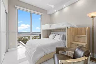 16385 Biscayne Blvd, North Miami Beach, FL 33160 - Photo 24