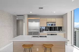 16385 Biscayne Blvd, North Miami Beach, FL 33160 - Photo 10