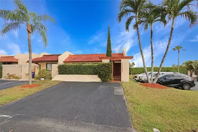 11721 SW 112th Ter, Miami, FL 33186 - Photo 2