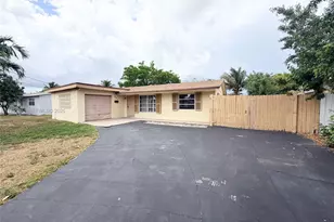 621 NW 38th Pl, Deerfield Beach, FL 33064 - Photo 1