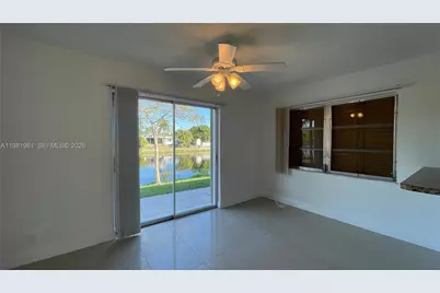 621 NW 38th Pl, Deerfield Beach, FL 33064 - Photo 6