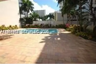 1665 Bay Rd #421, Miami Beach, FL 33139 - Photo 8