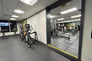 1750 N Bayshore Dr, Miami, FL 33132 - Photo 14
