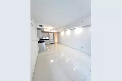 [Address not provided], Miami, FL 33131 - Photo 12