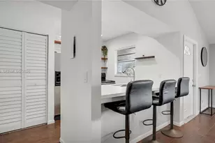 2056 SW 81st Way, Davie, FL 33324 - Photo 6