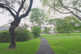 11491 SW 109th Rd, Miami, FL 33176 - Photo 12